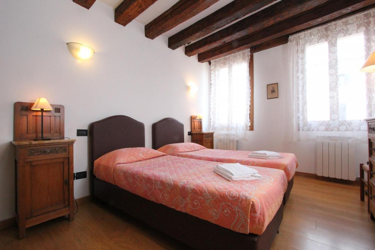 Residence Dei Mori Βενετία Εξωτερικό φωτογραφία