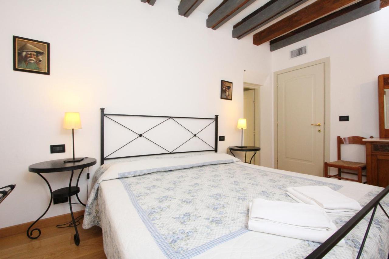 Residence Dei Mori Βενετία Εξωτερικό φωτογραφία